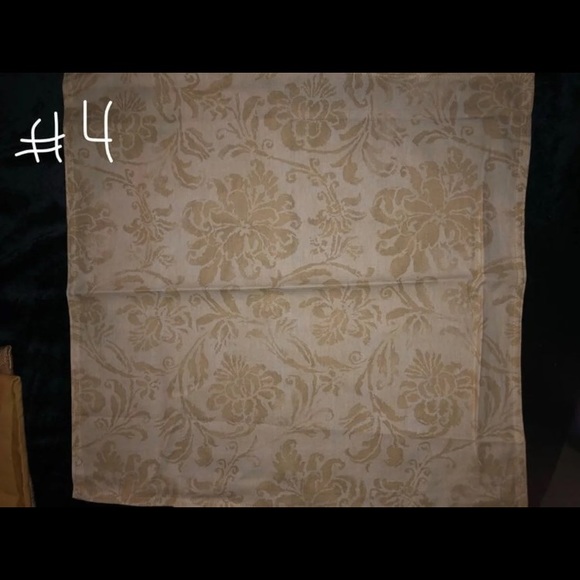 3 set of Table Napkins - Picture 4 of 4